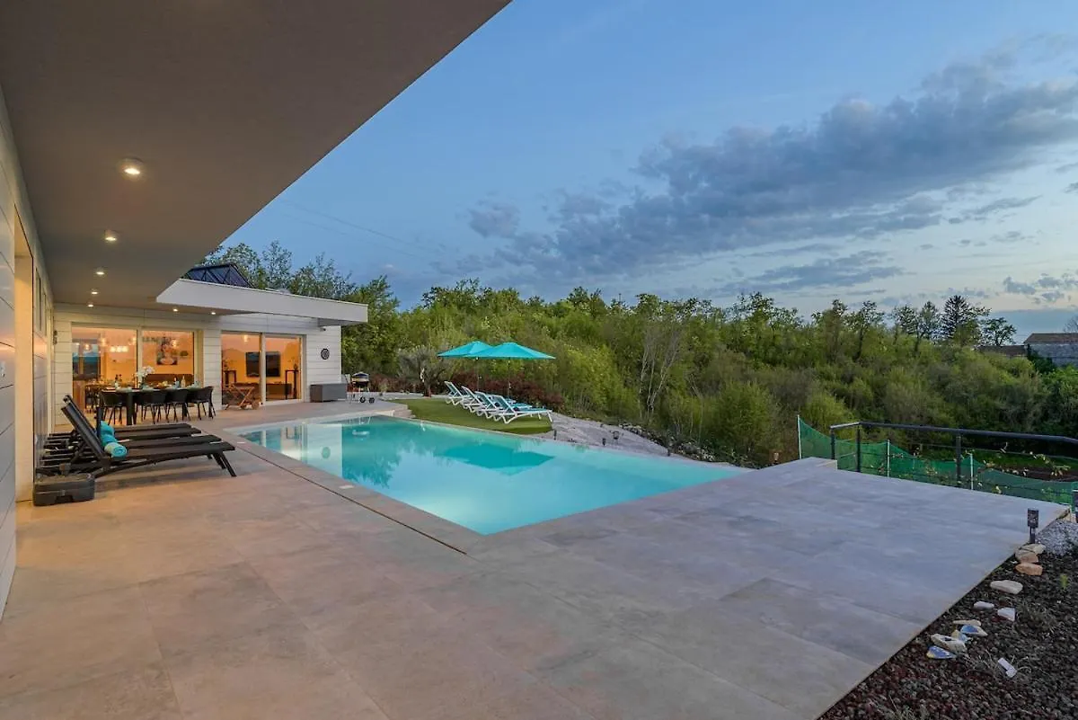 Villa Tiffany By Istrialux Peresiji